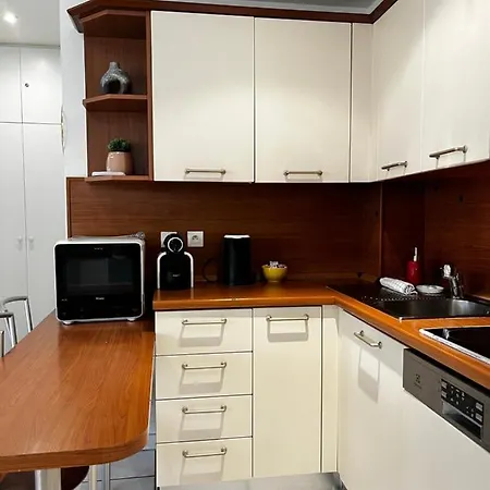 En Plein Coeur Apartament *